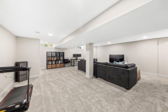 11110 W Woodside DRIVE, Hales Corners, WI 53130