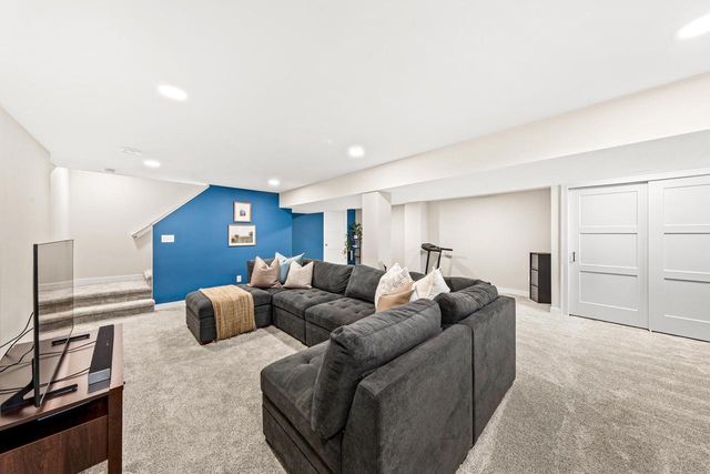 11110 W Woodside DRIVE, Hales Corners, WI 53130