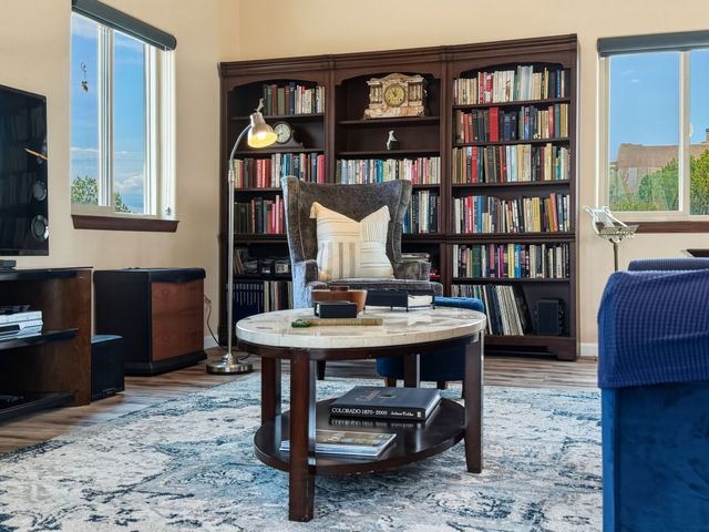 12 Estambre, Santa Fe, NM 87508