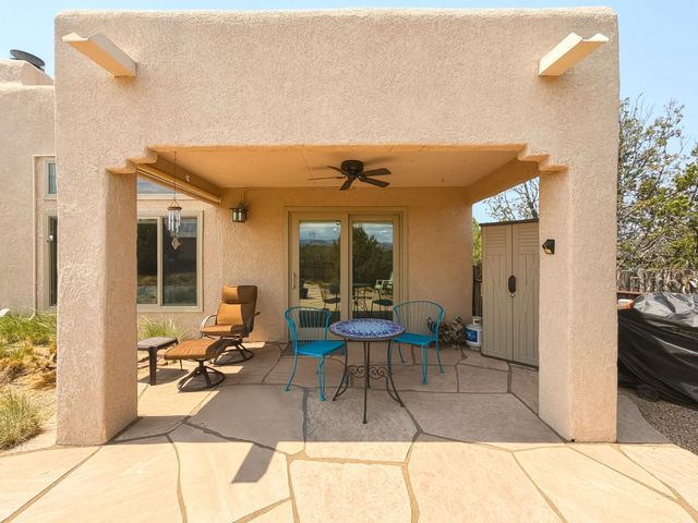 12 Estambre, Santa Fe, NM 87508