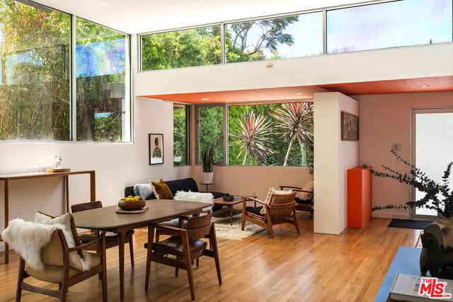 1076 Palms Boulevard, Venice, CA 90291