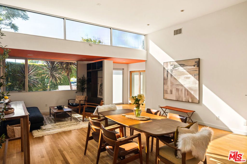 1076 Palms Boulevard, Venice, CA 90291