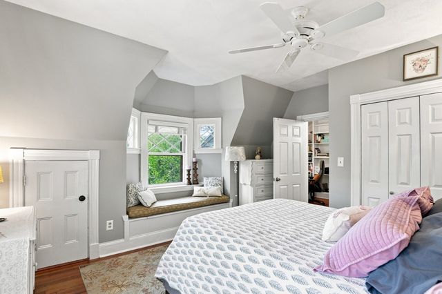 181 Cabot St B, Newton, MA 02458