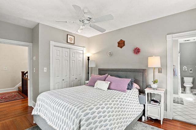 181 Cabot St B, Newton, MA 02458