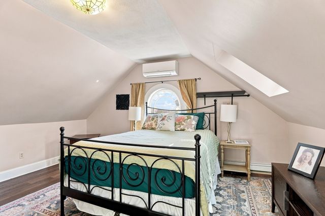 181 Cabot St B, Newton, MA 02458