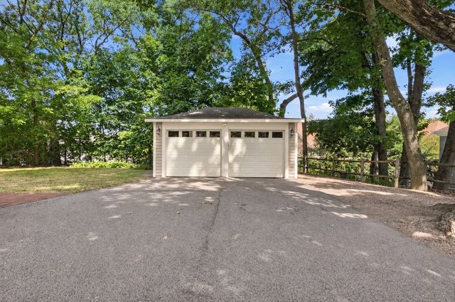 181 Cabot St B, Newton, MA 02458