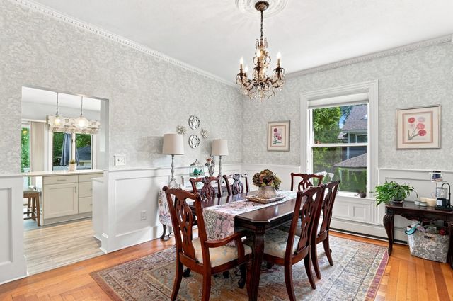 181 Cabot St B, Newton, MA 02458