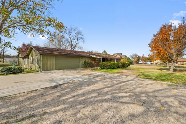 1498 2nd Place, Haslet, TX 76052