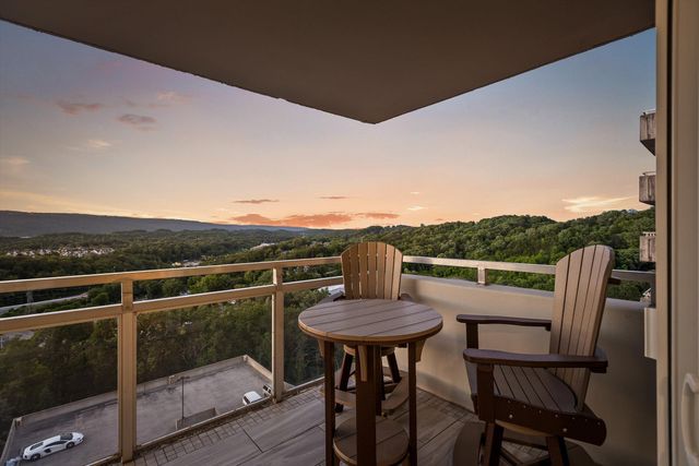 1131 Stringers Ridge Road 12b, Chattanooga, TN 37405