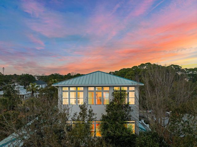 208 Birch Street, Santa Rosa Beach, FL 32459