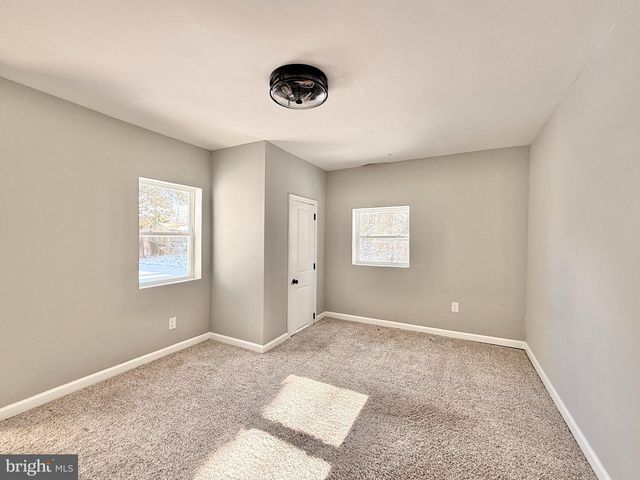 516 TENTH, Lindenwold, NJ 08021