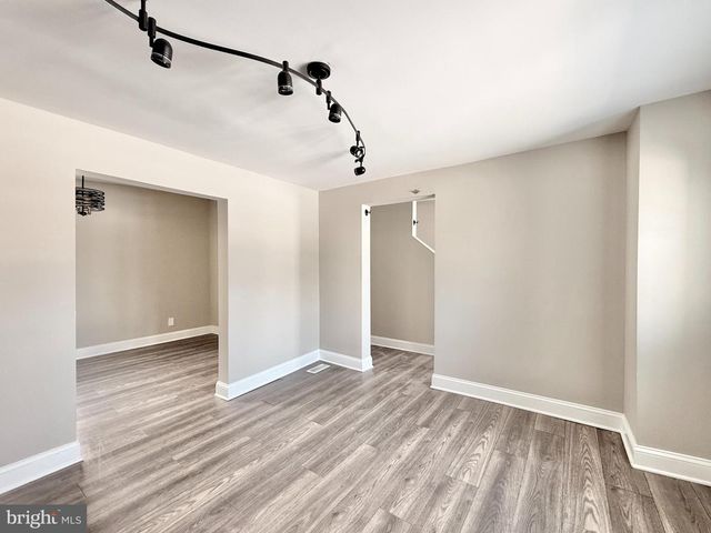 516 TENTH, Lindenwold, NJ 08021