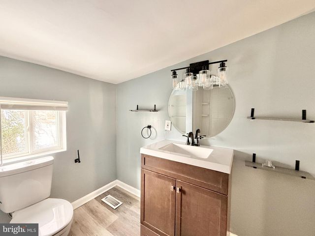 516 TENTH, Lindenwold, NJ 08021