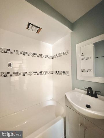 516 TENTH, Lindenwold, NJ 08021