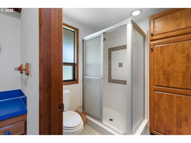 1346 FISHER Rd, Roseburg, OR 97471