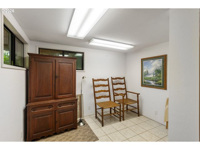 1346 FISHER Rd, Roseburg, OR 97471