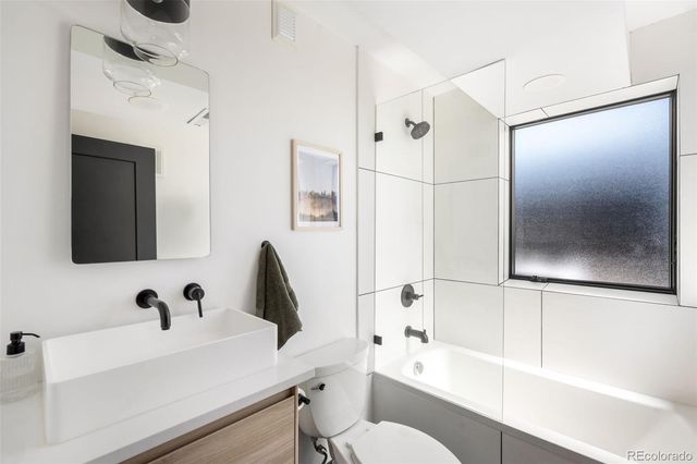 3320 Navajo Street, Denver, CO 80211