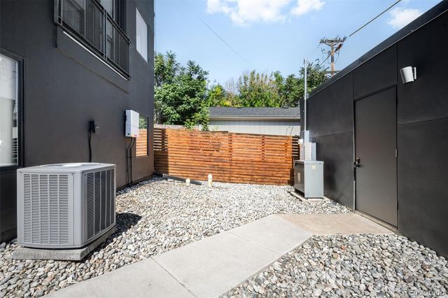 3320 Navajo Street, Denver, CO 80211