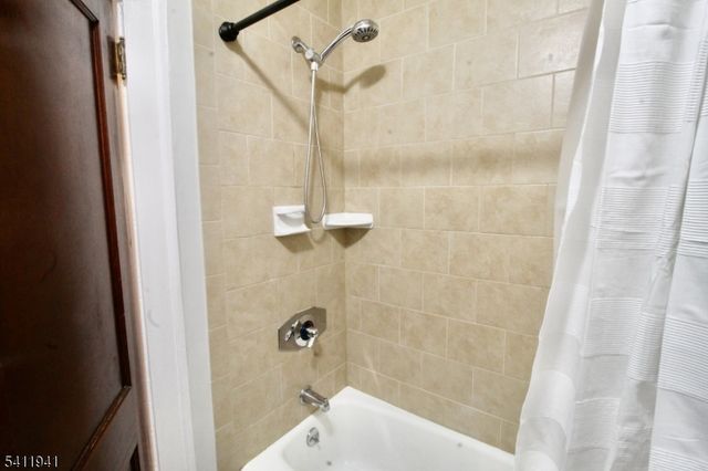 45 Park Ave 5, Bloomfield Twp., NJ 07003