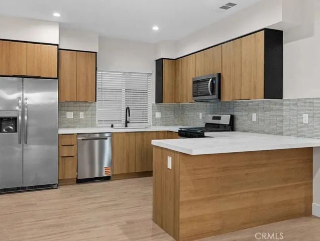 7840 Claybeck, Sun Valley, CA 91352