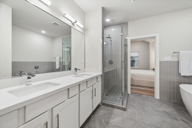 6382 Paddington Bend Drive, Houston, TX 77008