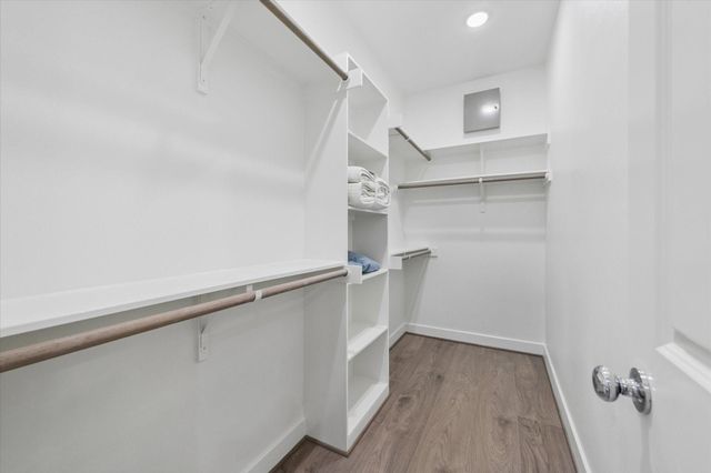 6382 Paddington Bend Drive, Houston, TX 77008