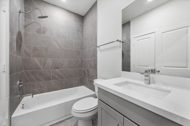 6382 Paddington Bend Drive, Houston, TX 77008