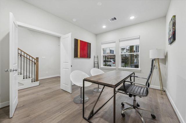 6382 Paddington Bend Drive, Houston, TX 77008