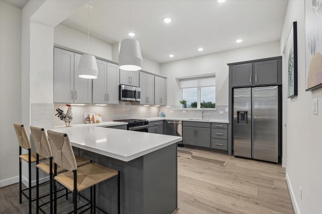 6382 Paddington Bend Drive, Houston, TX 77008