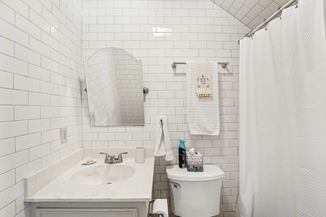 3421 Pecos ST B7, Austin, TX 78703