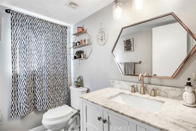 24044 Falconer, Murrieta, CA 92562