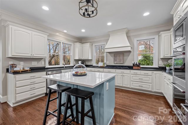 1009 Honors Court, Waxhaw, NC 28173