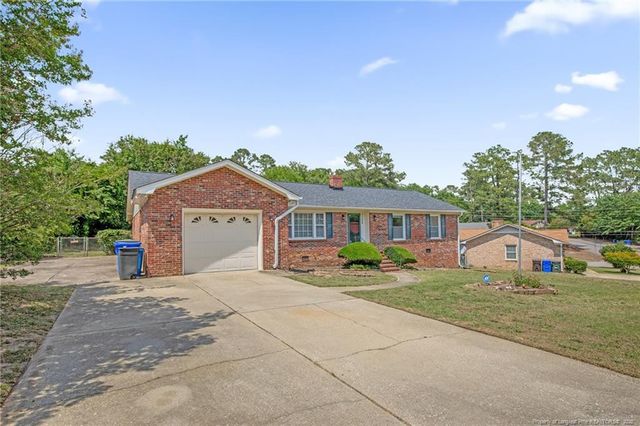 7128 Ashwood Circle, Fayetteville, NC 28303