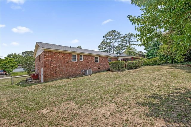7128 Ashwood Circle, Fayetteville, NC 28303