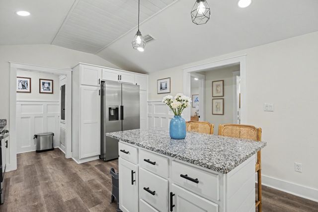 196 Mc Arthur Street, Crestview, FL 32539