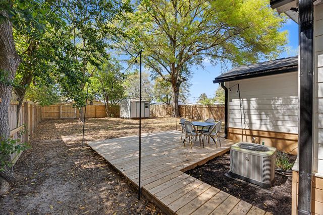 196 Mc Arthur Street, Crestview, FL 32539