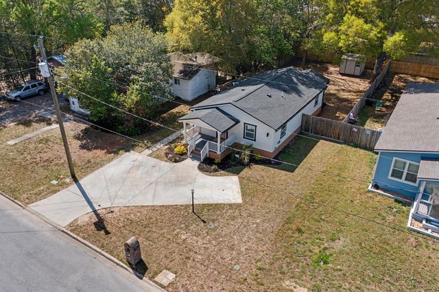 196 Mc Arthur Street, Crestview, FL 32539