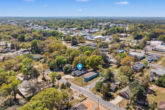 196 Mc Arthur Street, Crestview, FL 32539