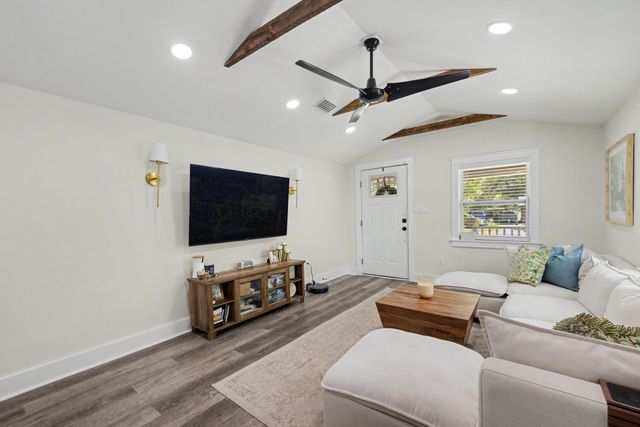 196 Mc Arthur Street, Crestview, FL 32539