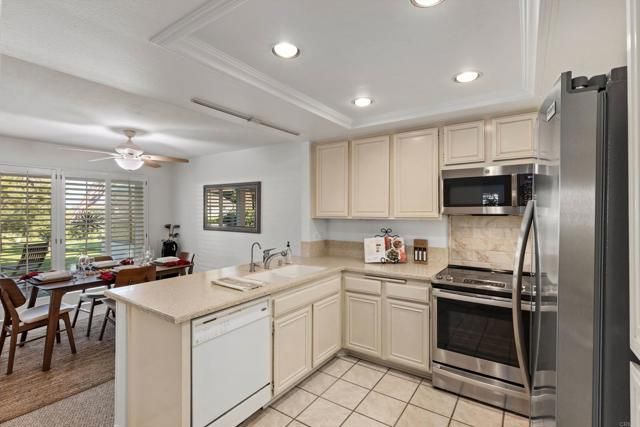 1281 La Casa Drive, San Marcos, CA 92078