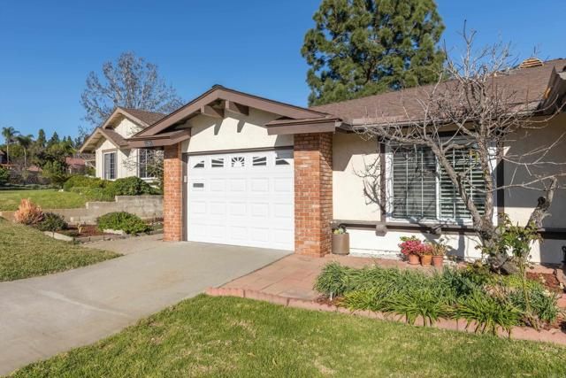 1281 La Casa Drive, San Marcos, CA 92078