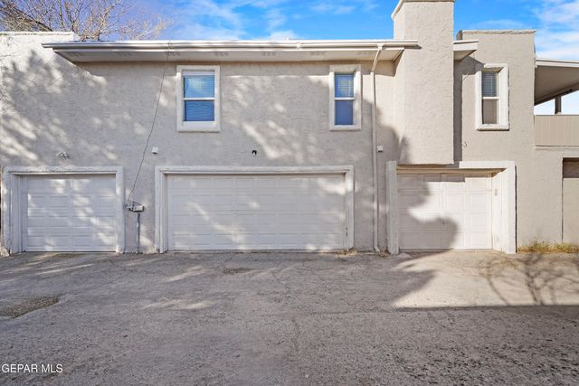 10628 Springwood Drive D, El Paso, TX 79935