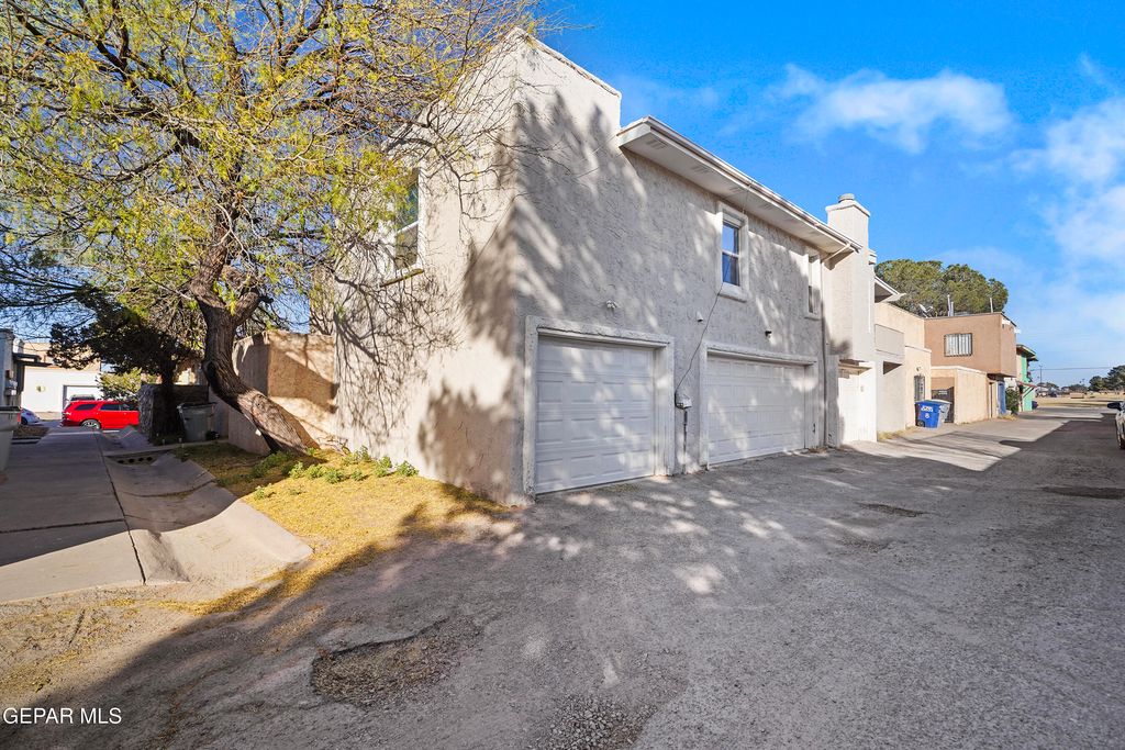 10628 Springwood Drive D, El Paso, TX 79935