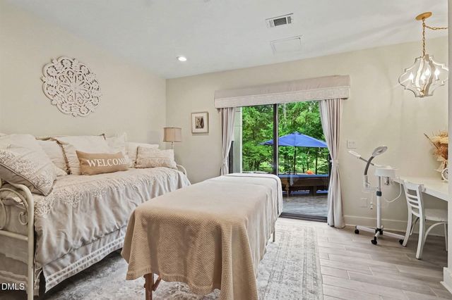 12044 Iredell, Chapel Hill, NC 27517