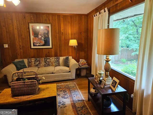 1899 SW King George Lane, Atlanta, GA 30331