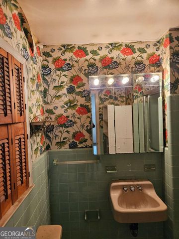 1899 SW King George Lane, Atlanta, GA 30331