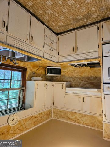 1899 SW King George Lane, Atlanta, GA 30331