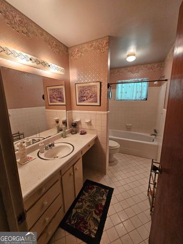 1899 SW King George Lane, Atlanta, GA 30331