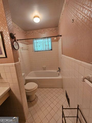 1899 SW King George Lane, Atlanta, GA 30331