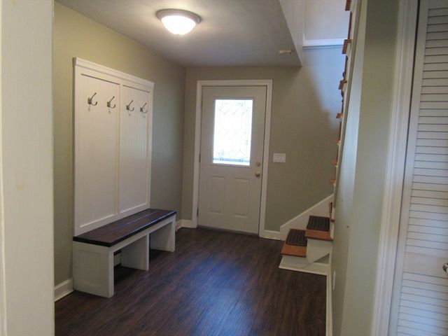 28 Knight Rd, Framingham, MA 01701
